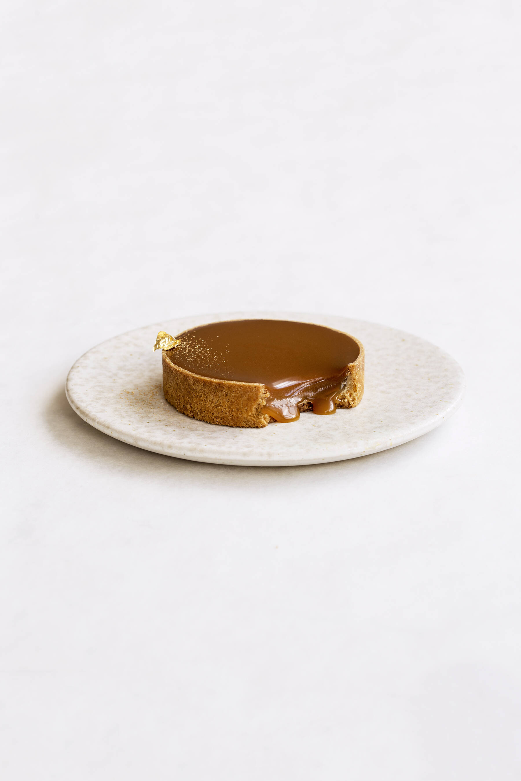 Small salted caramel tarts